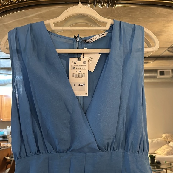 Zara Shorts Romper - TAGS NEVER WORN - Picture 2 of 4